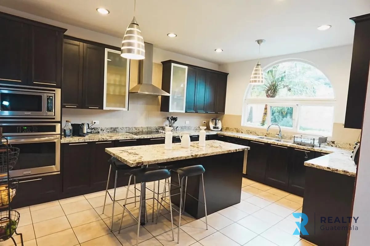 VENDO CASA CAES KILÓMETRO 19.4 Villas del Pinar — Casa en Venta en Carretera a El Salvador, Guatemala, Ciudad — foto 8 de 8