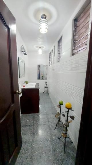 Vendo casa Colonia Alvarado sobre la Calzada Roosevelt — Casa en Venta en Zona 3 Mixco, Guatemala, Ciudad — miniatura 10 de 17