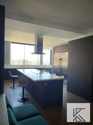 Moderno y Lujoso Penthouse en el Edificio Milenia, zona 10 — Apartamento en Venta en Milenia, Zona 10, Guatemala, Ciudad — miniatura 2 de 11