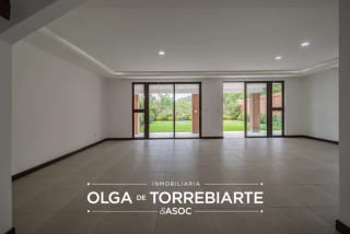 Casa en Camelias, Residencias Concepción — Casa en Venta en Carretera a El Salvador, Guatemala, Ciudad — miniatura 10 de 14