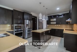 Casa en Camelias, Residencias Concepción — Casa en Venta en Carretera a El Salvador, Guatemala, Ciudad — miniatura 6 de 14