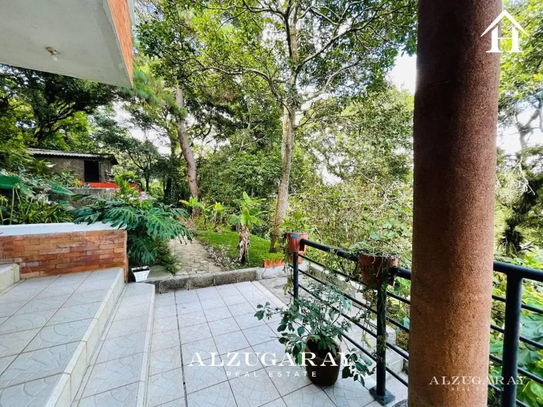Casa Amueblada con Jardines - 4 Hab. / Cond. el Encinal, Mixco — Casa en Venta en Zona 7 Mixco, Guatemala, Ciudad — foto 15 de 15