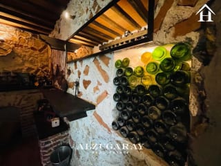 Casa Amueblada con Jardines - 4 Hab. / Cond. el Encinal, Mixco — Casa en Venta en Zona 7 Mixco, Guatemala, Ciudad — miniatura 7 de 15