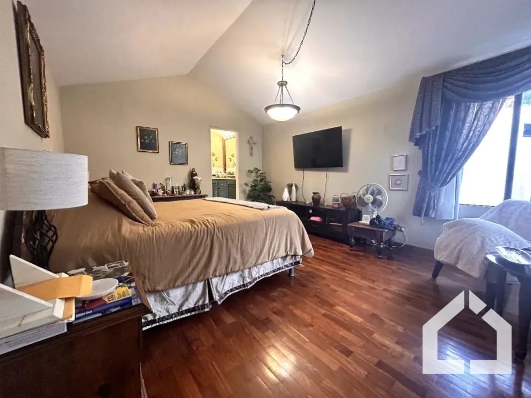 Casa en venta, Condominio La Laguna, Colonia Santa Rosalía, CAES — Casa en Venta en Santa Rosalia La Laguna, Carretera a El Salvador, Guatemala, Ciudad — foto 4 de 17