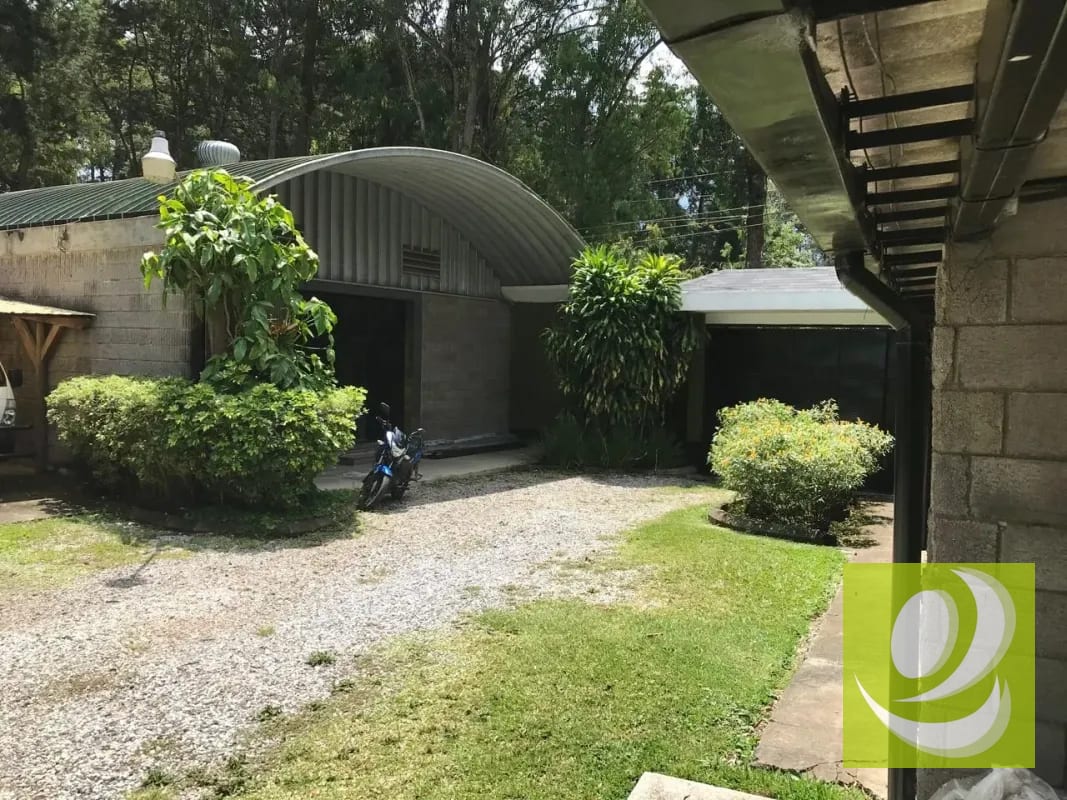 Casa grande en venta en zona 16 de un nivel — Casa en Venta en Zona 16, Guatemala, Ciudad — foto 2 de 17