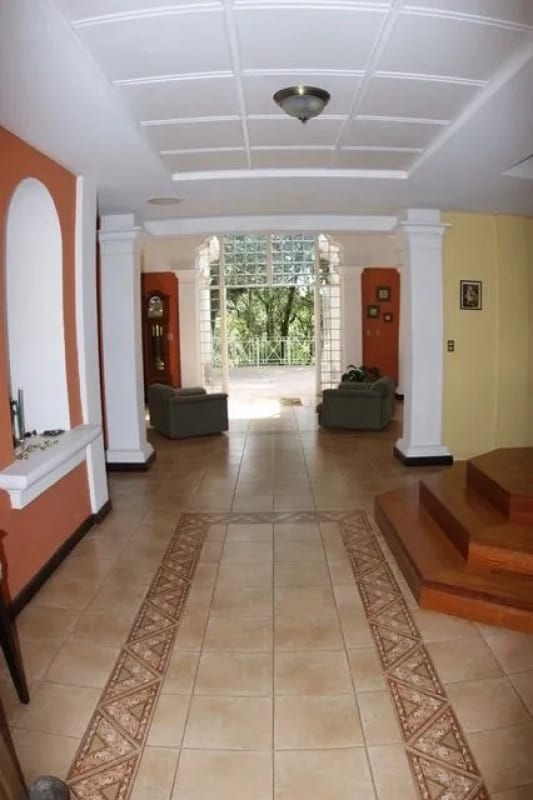 Casa en Venta - Tronco 2 EL ENCINAL Zona 7 Mixco — Casa en Venta en El Encinal, Zona 7 Mixco, Guatemala, Ciudad — foto 11 de 15