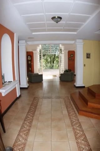 Casa en Venta - Tronco 2 EL ENCINAL Zona 7 Mixco — Casa en Venta en El Encinal, Zona 7 Mixco, Guatemala, Ciudad — miniatura 11 de 15