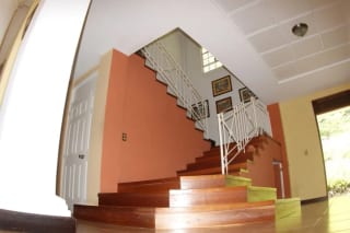Casa en Venta - Tronco 2 EL ENCINAL Zona 7 Mixco — Casa en Venta en El Encinal, Zona 7 Mixco, Guatemala, Ciudad — miniatura 8 de 15