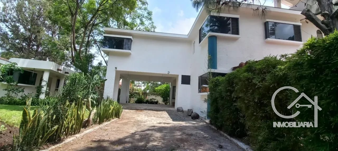 Casa en Venta - Panajachel — Casa en Venta en Panajachel, Sololá — foto 1 de 11