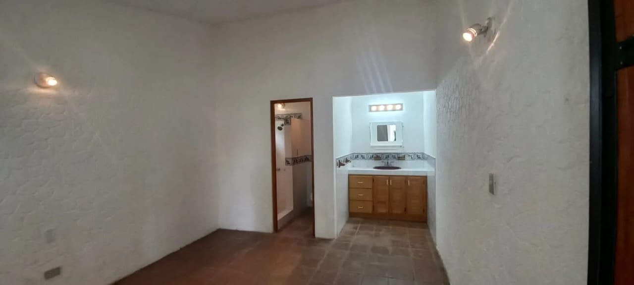 Casa en Venta - Panajachel — Casa en Venta en Panajachel, Sololá — foto 3 de 11