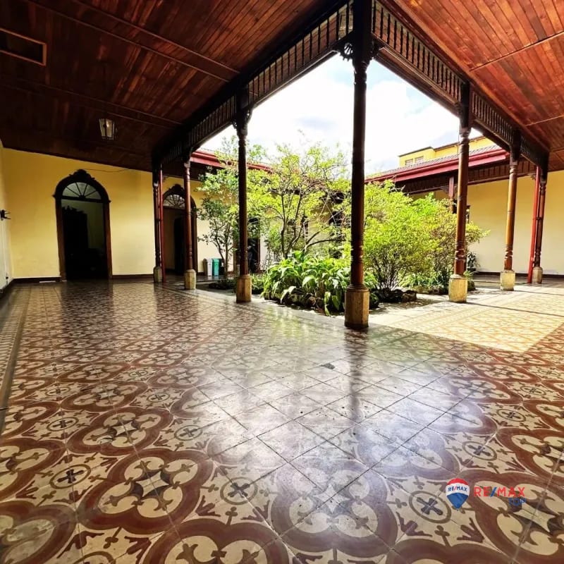 Zona 1, Casa en Zona Patrimonial — Casa en Venta en Zona 1, Guatemala, Ciudad — foto 1 de 7