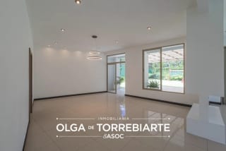 Casa en Casa y Campo Carretera a El Salvador — Casa en Venta en Carretera a El Salvador, Guatemala, Ciudad — miniatura 8 de 17
