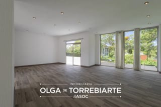 Casa en Casa y Campo Carretera a El Salvador — Casa en Venta en Carretera a El Salvador, Guatemala, Ciudad — miniatura 2 de 17