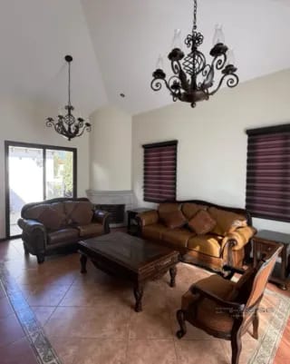 Casa en Venta en Fraijanes con Jardin — Casa en Venta en Carretera a El Salvador, Guatemala, Ciudad — miniatura 1 de 10