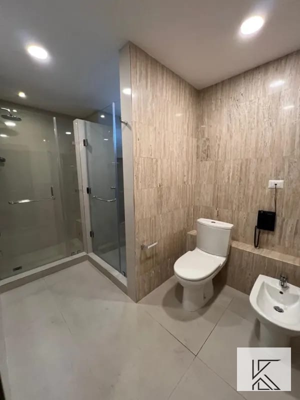 Apartamento Boutique en prestigioso edificio en zona 10 — Apartamento en Venta en Zona 10, Guatemala, Ciudad — foto 11 de 13