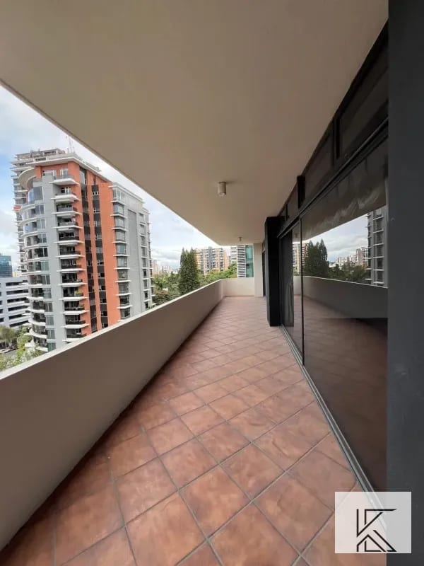 Apartamento Boutique en prestigioso edificio en zona 10 — Apartamento en Venta en Zona 10, Guatemala, Ciudad — foto 5 de 13