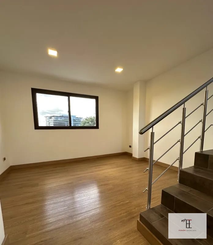 Vendo casa para estrenar en zona 15 Vista Hermosa 1 — Casa en Venta en Vista Hermosa I, Zona 15, Guatemala, Ciudad — foto 7 de 8