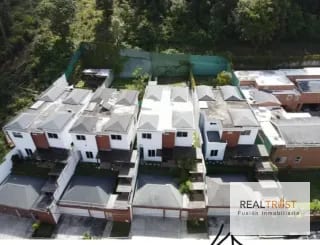 Casa en Renta Kanajuyu zona 16 — Casa en Alquiler en Kanajuyú, Zona 16, Guatemala, Ciudad — miniatura 13 de 13