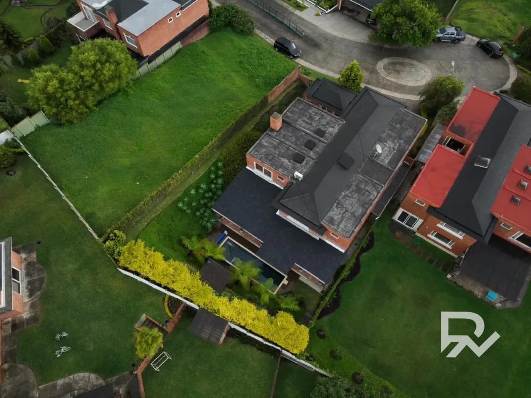 Hermosa Casa en venta en Colinas de Castel Fraijanes CAES — Casa en Venta en Carretera a El Salvador, Guatemala, Ciudad — foto 14 de 14