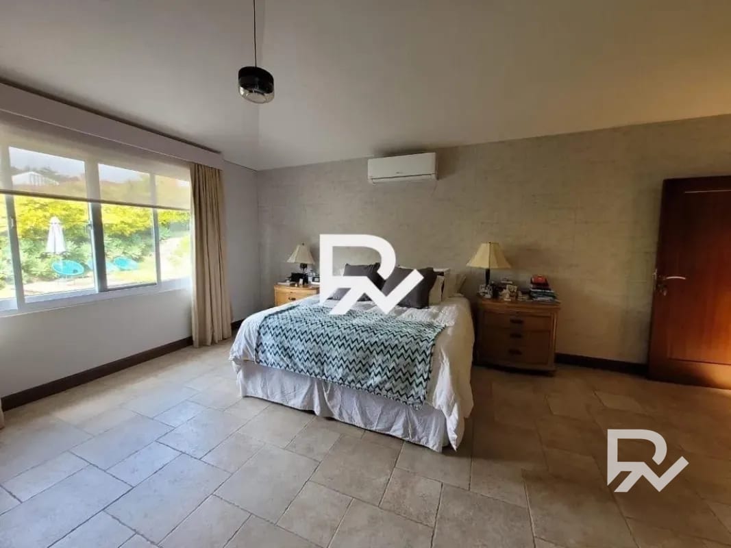 Hermosa Casa en venta en Colinas de Castel Fraijanes CAES — Casa en Venta en Carretera a El Salvador, Guatemala, Ciudad — foto 4 de 14