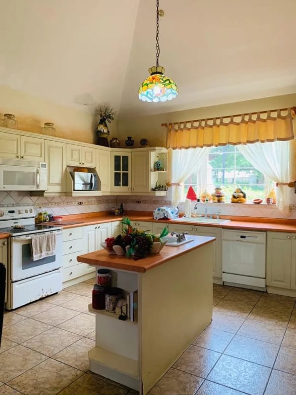 🏠Se vende casa de un nivel con hermoso jardín, en Casa y Campo, Carretera a El Salvador — Casa en Venta en Carretera a El Salvador, Guatemala, Ciudad — foto 11 de 17