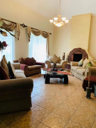 🏠Se vende casa de un nivel con hermoso jardín, en Casa y Campo, Carretera a El Salvador — Casa en Venta en Carretera a El Salvador, Guatemala, Ciudad — miniatura 9 de 17