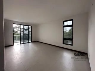Casa en Venta Santa Catarina Pinula — Casa en Venta en Santa Catarina Pinula, Guatemala, Ciudad — miniatura 1 de 16
