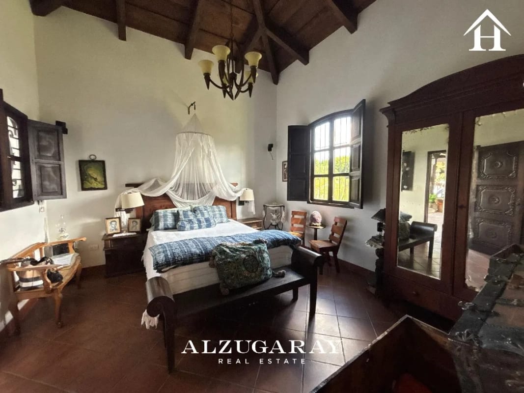 Casa de Descanso Amueblada - 320 MT2 / San Lucas Sacatepéquez — Casa en Venta en San Lucas Sacatepéquez, Sacatepéquez — foto 5 de 10