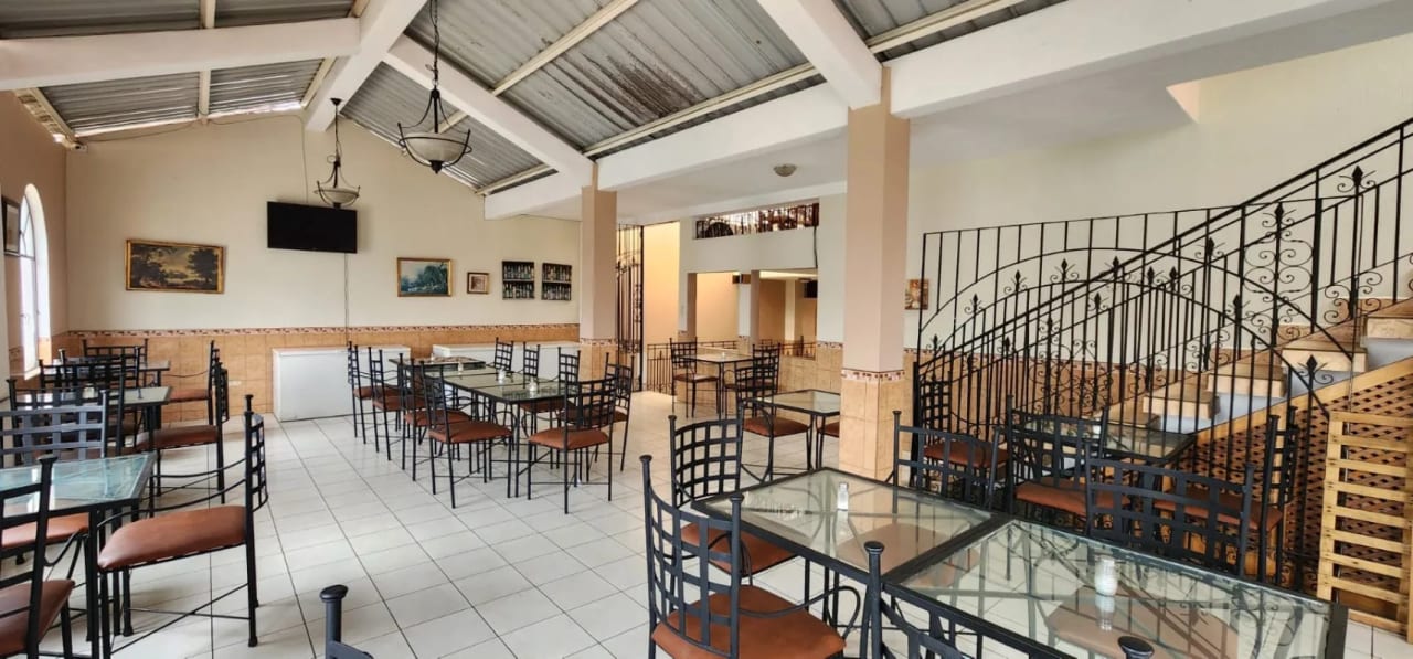Venta de Negocio en funcionamiento/Café Restaurante — Casa en Venta en Zona 1, Guatemala, Ciudad — foto 11 de 16