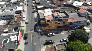 Casa en VENTA CONDOMINIO PANORAMA San Cristóbal ideal para fundación u oficinas — Casa en Venta en Zona 8 Mixco, Guatemala, Ciudad — miniatura 8 de 16