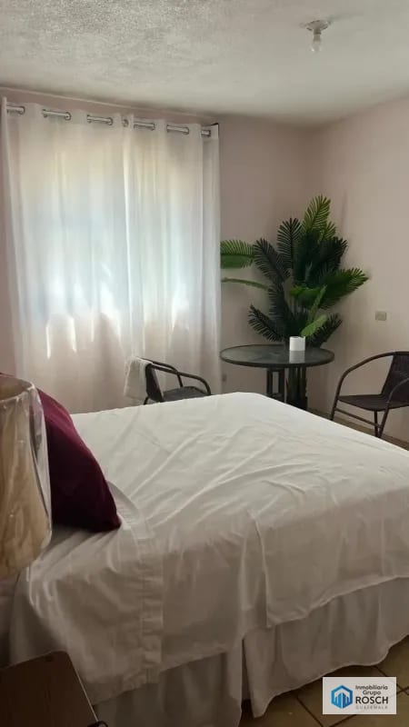 Propiedad para inversión con 7 apartamentos!!! — Casa en Venta en Villa Nueva, Guatemala, Ciudad — foto 2 de 9