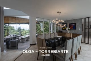 Casa con piscina en venta, Las Tinajas — Casa en Venta en Las Tinajas, Santa Catarina Pinula, Guatemala, Ciudad — miniatura 2 de 17