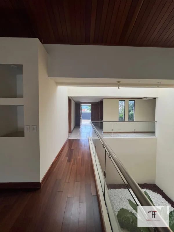Venta Casa amplia en La Montaña zona 16 — Casa en Venta en La Montaña, Zona 16, Guatemala, Ciudad — foto 8 de 9