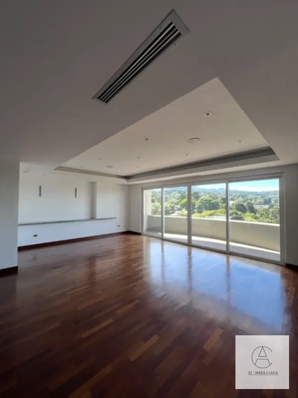 Lindo apartamento en venta en Torre Real — Apartamento en Venta en Torre Real, Carretera a El Salvador, Guatemala, Ciudad — foto 1 de 17