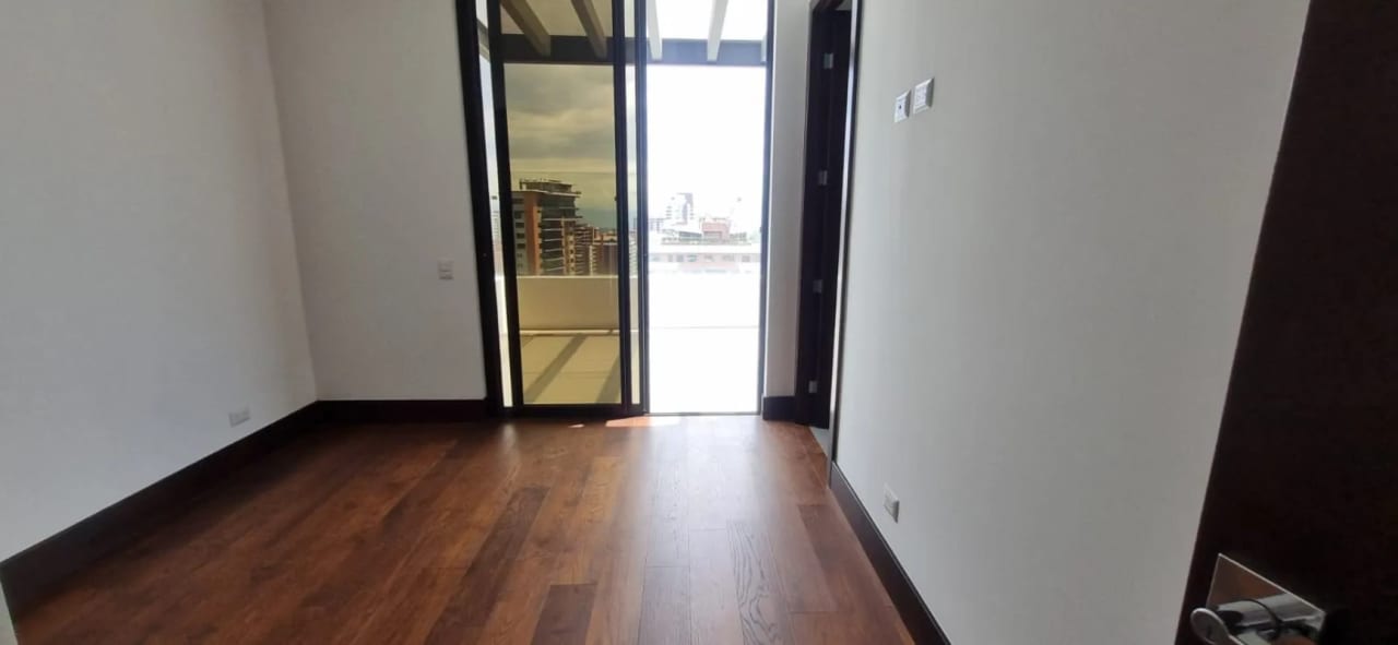 PH en Venta y/o Alquiler Zona 14 — Apartamento en Venta en Zona 14, Guatemala, Ciudad — foto 11 de 16
