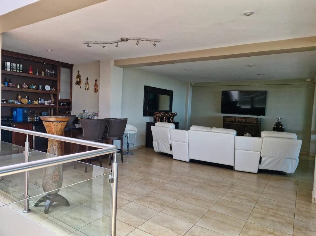 Casa en Venta Cond. las Nubes KM 11.5 Carretera a el Salvador — Casa en Venta en Carretera a El Salvador, Guatemala, Ciudad — foto 2 de 16