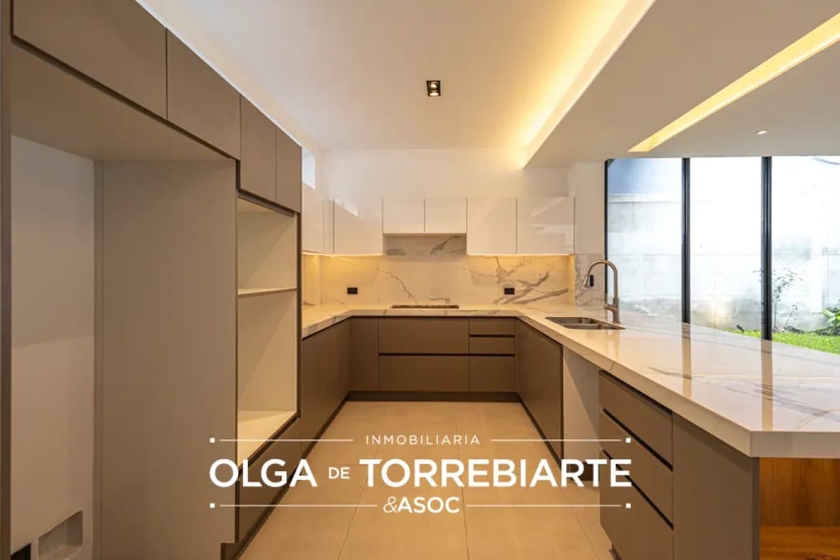 Casa en Condominio La Herradura, Zona 13 — Casa en Venta en Zona 13, Guatemala, Ciudad — foto 11 de 17