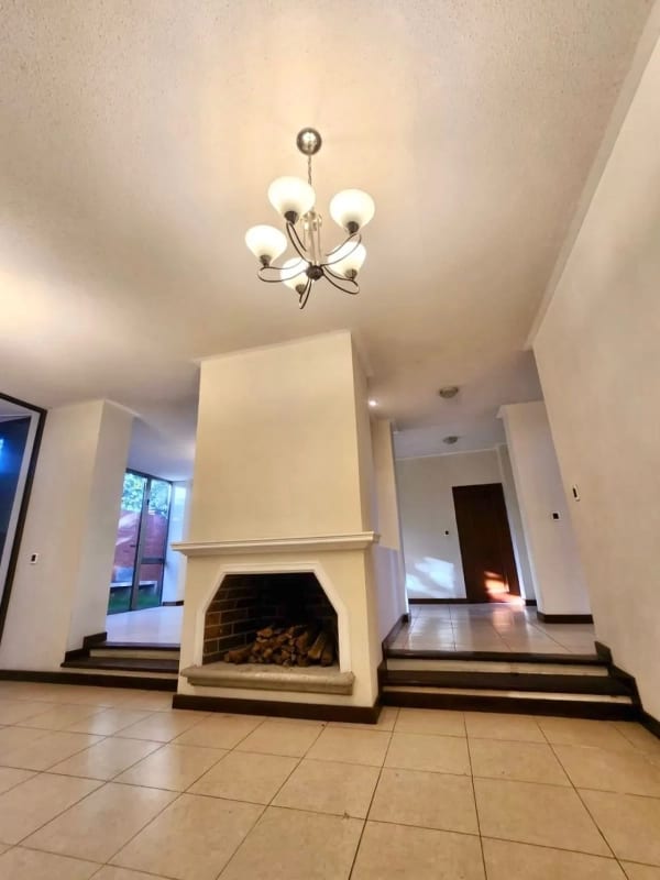Venta de Casa -Villas de Jacarandas de Cayalà, Zona 16- — Casa en Venta en Jacarandas de Cayalá, Zona 16, Guatemala, Ciudad — foto 10 de 15