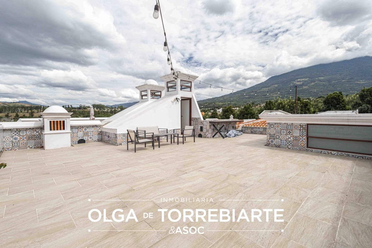 Casa en Hacienda del Comendador III, KM. 52.5 de la carretera a San Miguel Dueñas, San Miguel Dueñas, Sacatepéquez — Casa en Venta en San Miguel Dueñas, Sacatepéquez — foto 2 de 17
