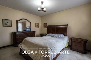 Casa en Campos de San Isidro, Zona 16 — Casa en Venta en Campos de San Isidro II, Zona 16, Guatemala, Ciudad — miniatura 4 de 17