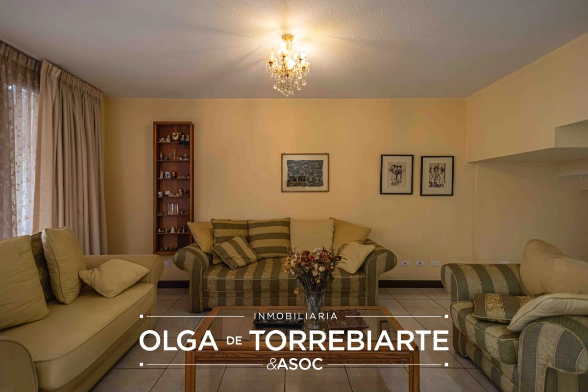 Casa en Campos de San Isidro, Zona 16 — Casa en Venta en Campos de San Isidro II, Zona 16, Guatemala, Ciudad — foto 12 de 17