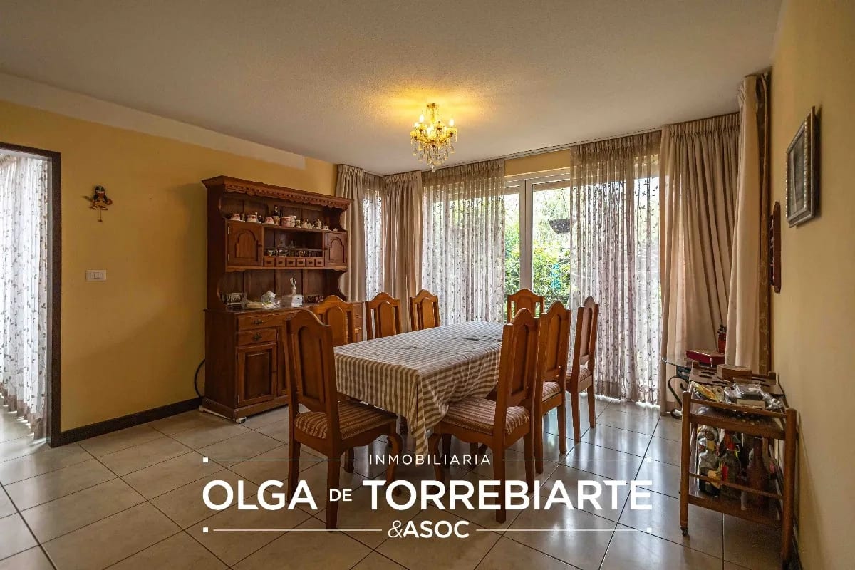 Casa en Campos de San Isidro, Zona 16 — Casa en Venta en Campos de San Isidro II, Zona 16, Guatemala, Ciudad — foto 8 de 17
