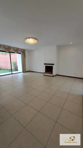🏡 Renta Casa en Condominio Puerta Grande, Km.14.1 CAES. — Casa en Alquiler en Carretera a El Salvador, Guatemala, Ciudad — miniatura 11 de 15