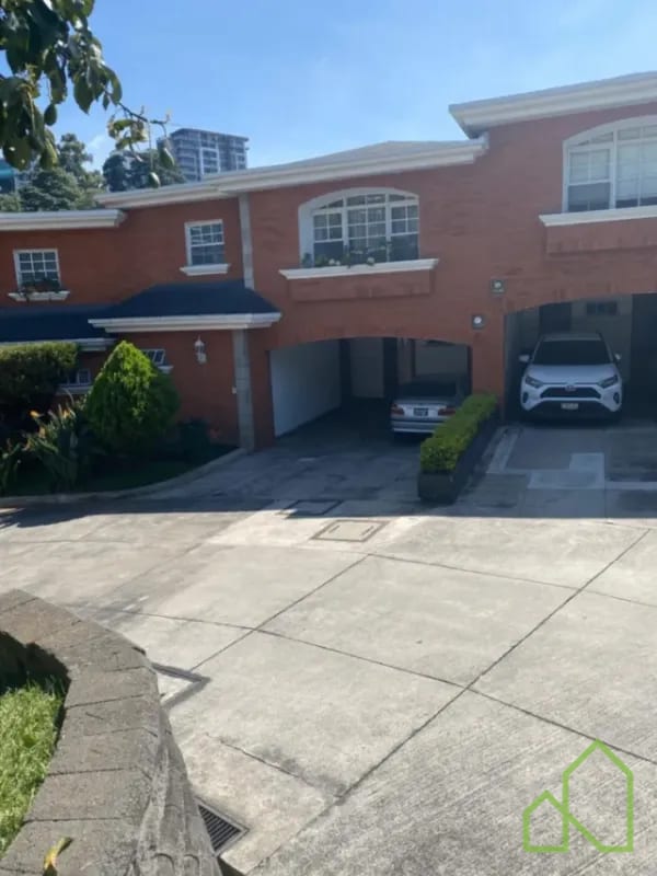 En Venta Linda Casa en Jardines de Vista Hermosa, VHII, zona 15 — Casa en Venta en Zona 15, Guatemala, Ciudad — foto 4 de 11