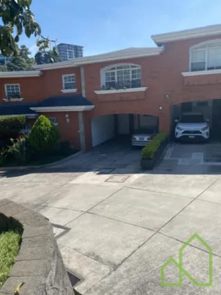 En Venta Linda Casa en Jardines de Vista Hermosa, VHII, zona 15 — Casa en Venta en Zona 15, Guatemala, Ciudad — miniatura 4 de 11