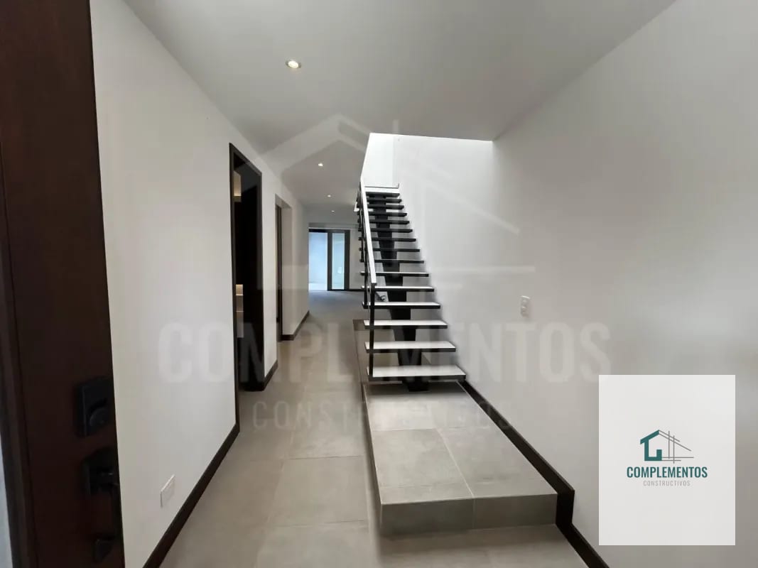 Molie, Casa en Renta Zona 10 — Casa en Alquiler en Zona 10, Guatemala, Ciudad — foto 6 de 12