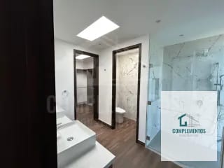 Molie, Casa en Renta Zona 10 — Casa en Alquiler en Zona 10, Guatemala, Ciudad — miniatura 3 de 12