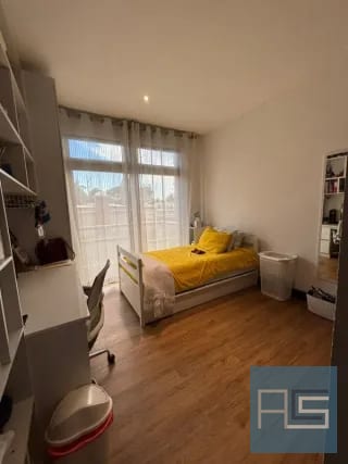 Moderno y amplio apartamento de 2 niveles, 4 hab. con jardín y 3 parqueos en Renta — Apartamento en Alquiler en Vivalt, Zona 10, Guatemala, Ciudad — miniatura 10 de 14