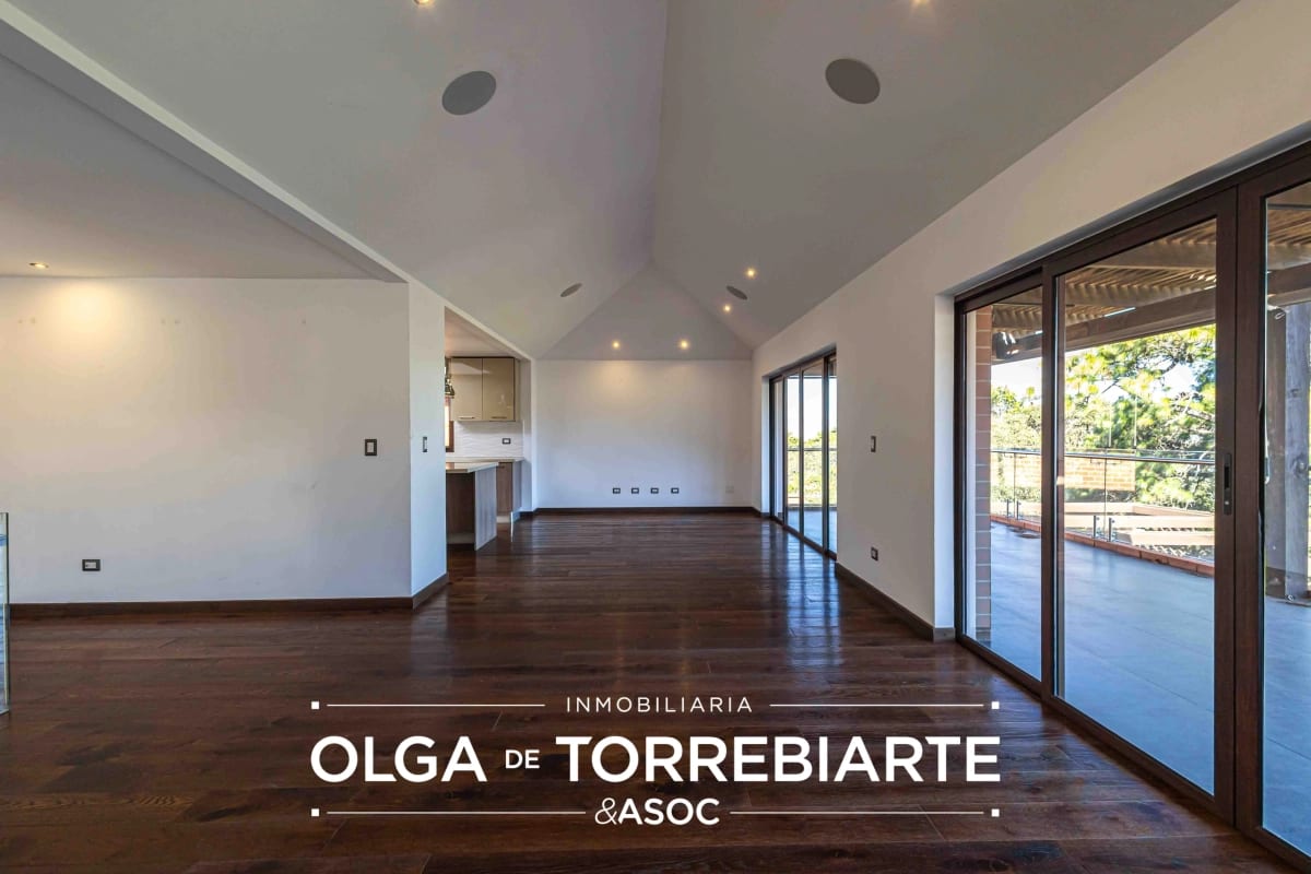 Casa en Antaria Bellas Luces — Casa en Venta en Bellas Luces, Santa Catarina Pinula, Guatemala, Ciudad — foto 15 de 17