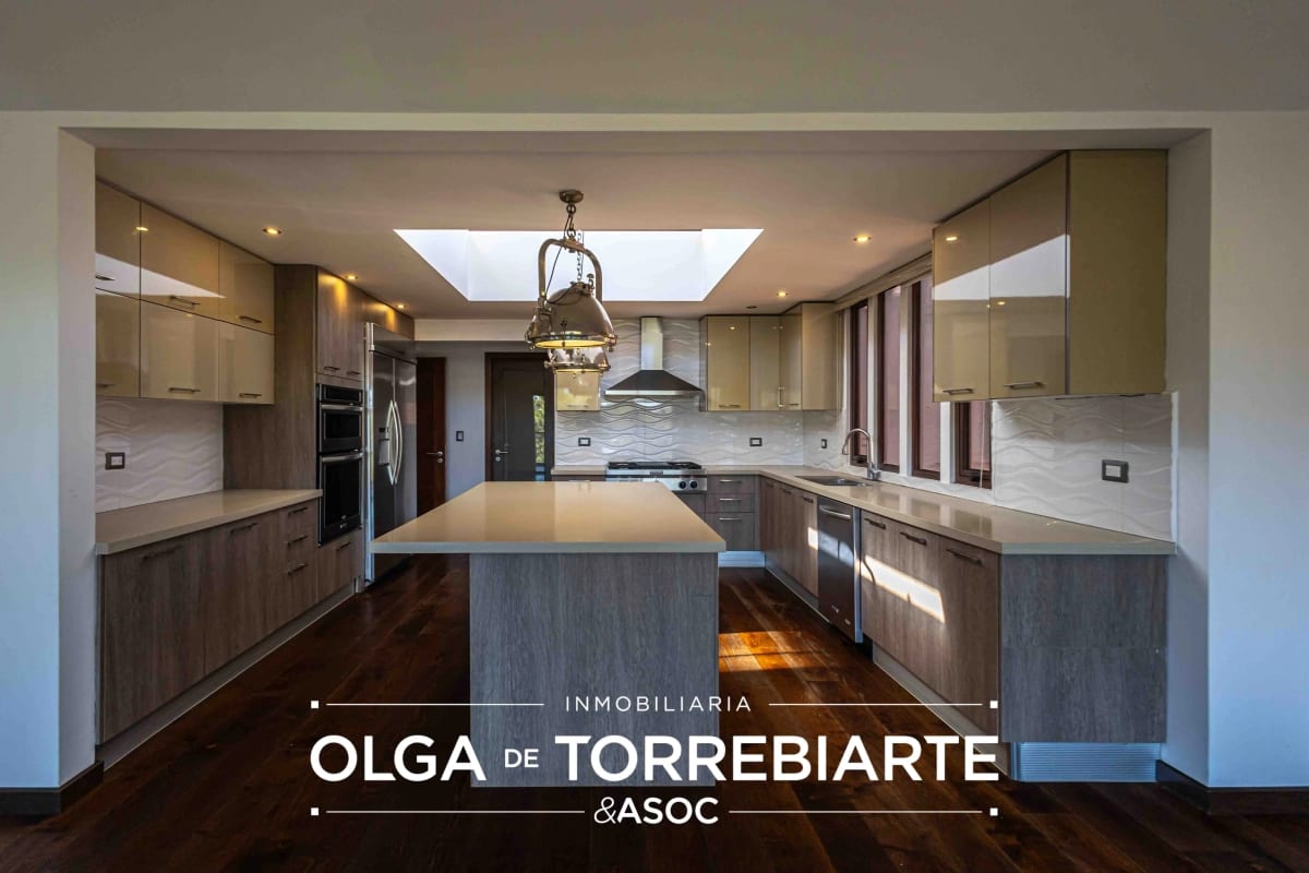 Casa en Antaria Bellas Luces — Casa en Venta en Bellas Luces, Santa Catarina Pinula, Guatemala, Ciudad — foto 14 de 17